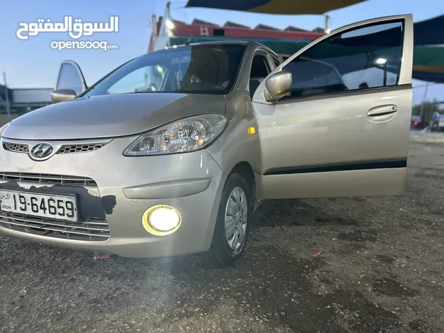 Hyundai i10 2009 in Madaba