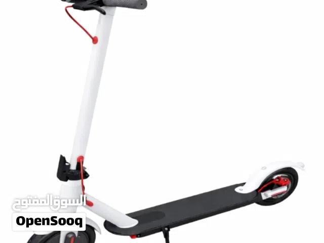 سكوتر بحالة ممتازة استخدام طفل للبيع