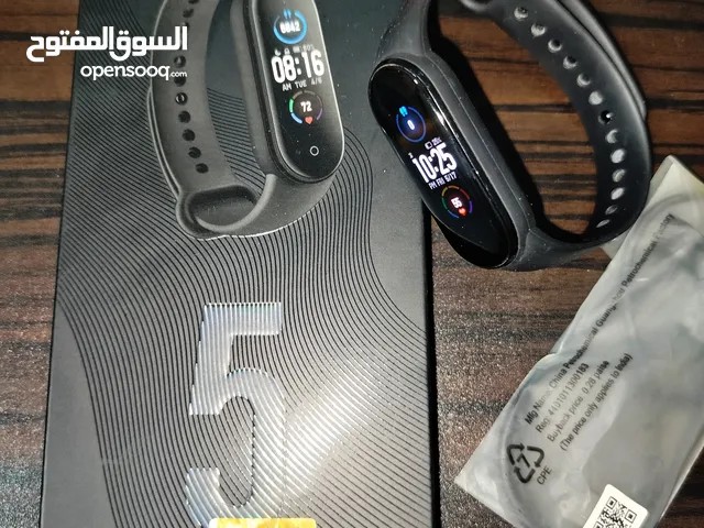 Xiaomi mi smart band 5  ساعه سمارت واتش ديجيتال شاشه اموليد (126×29)  بحجم 1.1 بوصه مقاومة للماء