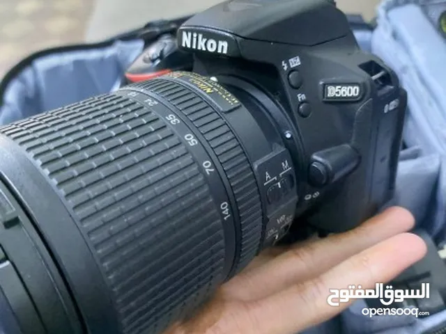 Selling Nikon D5600 urgent sale