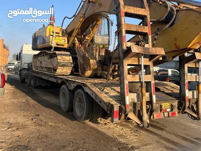 2004 Tracked Excavator Construction Equipments in Al Jahra