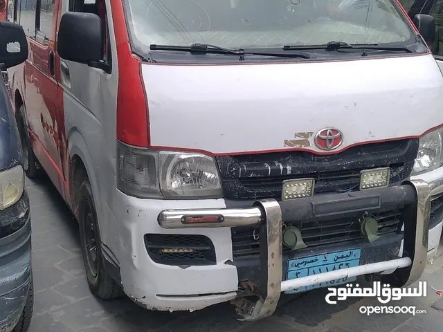 Toyota Hiace 2009 in Lahij