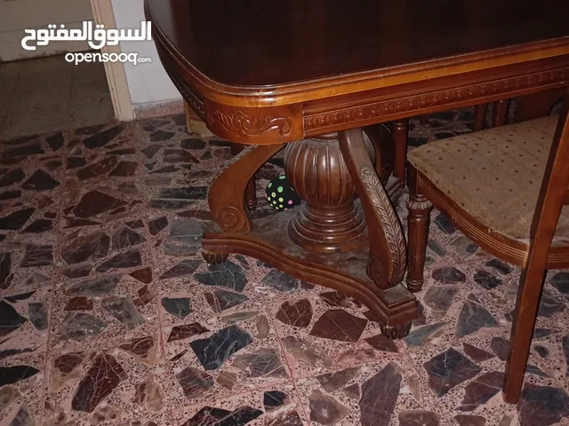 طاولة سفره مع كراسي خشب زان للبيع