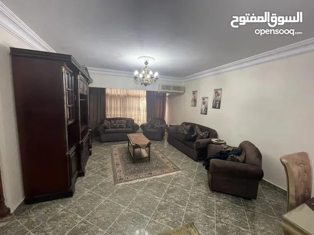 120 m2 2 Bedrooms Apartments for Rent in Cairo Maadi