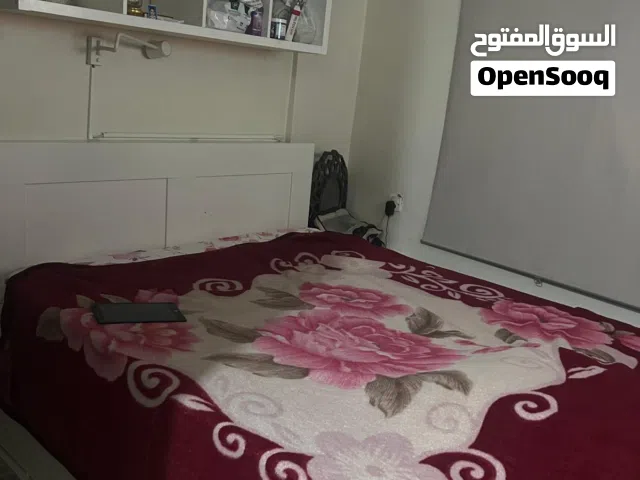 البيع منفرد  غرفة نوم كاملة (إيكيا) + سفرة (صفاة هوم) + سرير دورين إيكيا + دولاب وسط + 3 جزامة