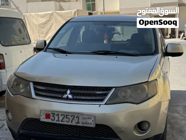 Used Mitsubishi Outlander in Manama