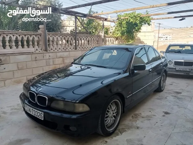 سيارة BMW ممتازة بدون حوادث قابلة للتفاوض