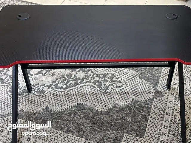 طاوله وكرسي كيمنج - بيعه سريعه والاثنين 55 قابل تفاوض