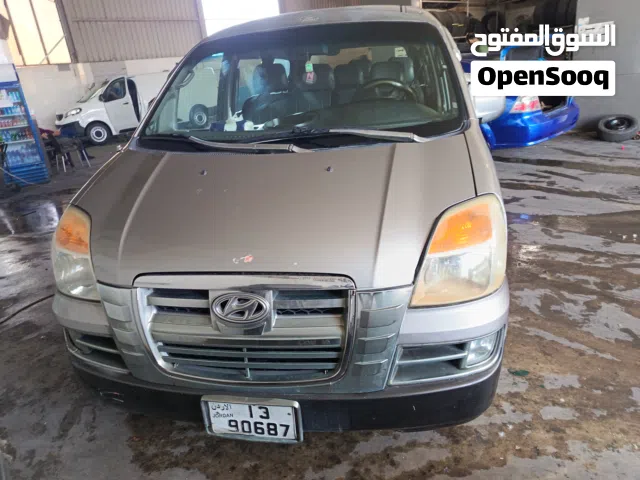 2005 هيونداي H1 GLS