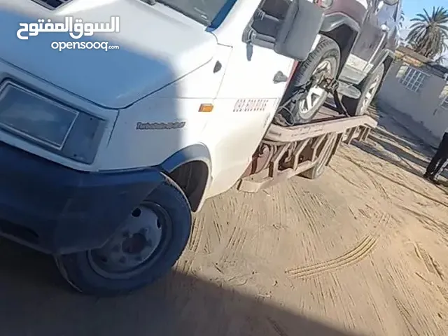 2010 Other Lift Equipment in Tripoli