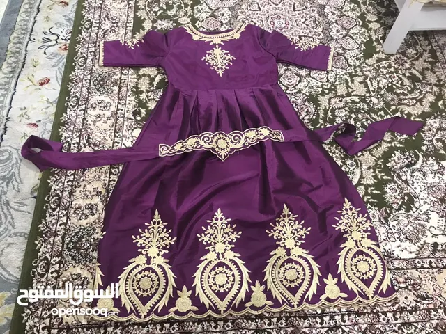 3 beautiful Emirati dresses