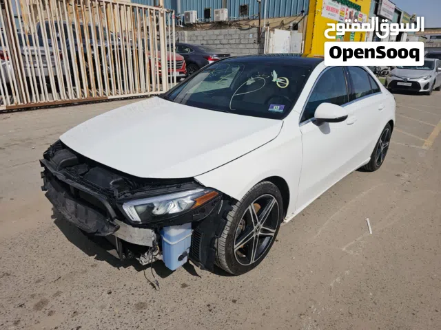 MERCEDES A220  2019