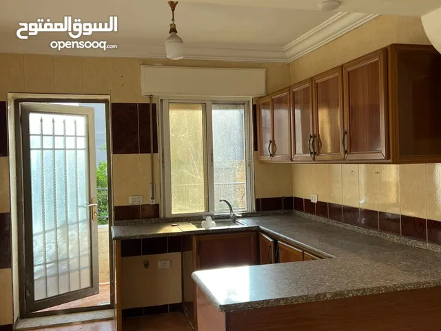 شقة فارغة للايجار من المالك مباشرة