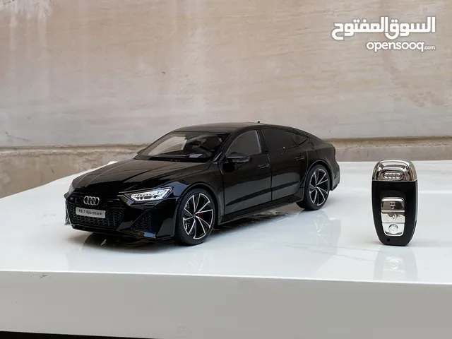 1/18 scale Audi RS7 Diecast model