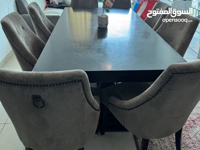 طاوله سفره 8 كراسي من برند theone Dining Table with 8 chairs
