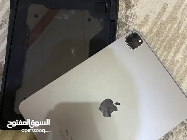 Apple iPad pro 4 128 GB in Amman