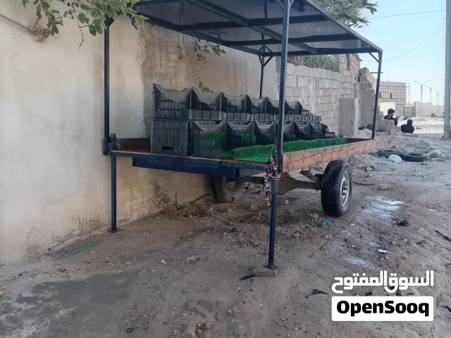 بسيطة متنقلة لبيع الخضروات والفواكه