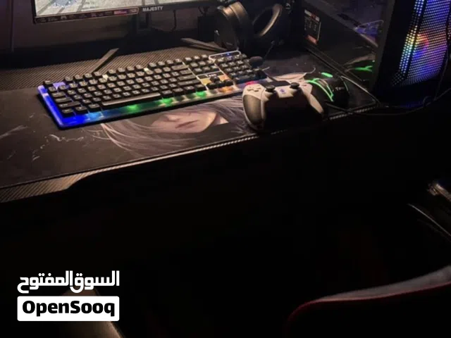 بيسي للبيع مع شاشه وماوس وكيبورد ومكسر وفيه العاب قراند حياه واقعيه وا محاكي الحوادث وا كود وافيه