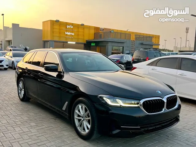 BMW 520i موديل 2022 إدخال جديد خليجي الوحش الألماني تواجد حلب السعر 18500 دولار
