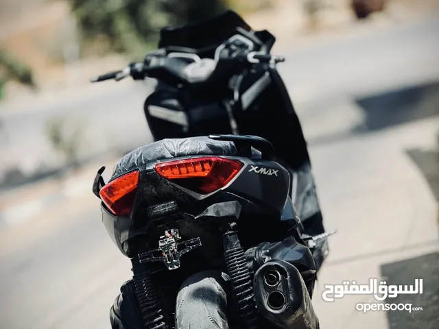 XMAX 2018 400 للبيع