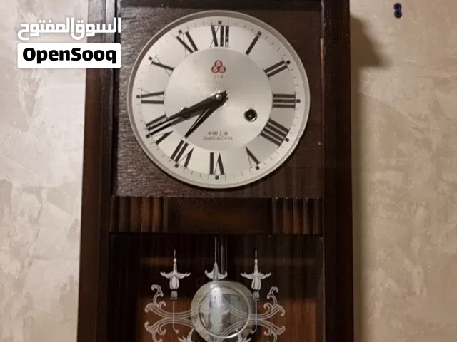 ساعة بندول من الزمن الجميل بحالة الوكالة شغالة 100%