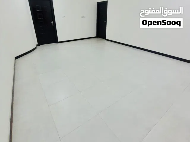 140 m2 2 Bedrooms Apartments for Rent in Basra Rissala
