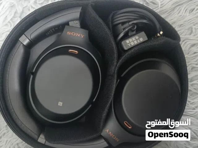 سماعات رأس لاسلكية طراز Sony WH-1000XM3(،جديده ) وهي معروفة على نطاق واسع بتقنية إلغاء الضوضاء