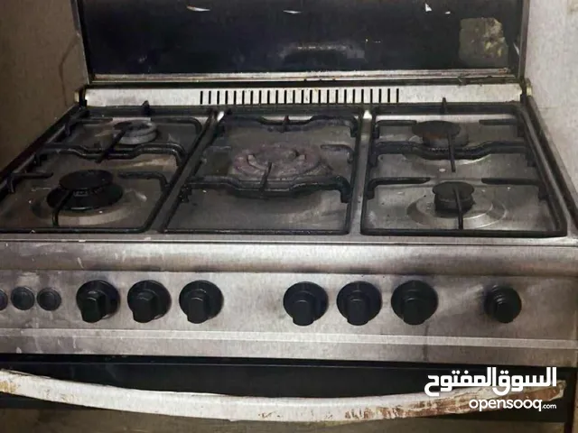 غاز  للبيع بسعر 50 دينار العيون الخمسة والفرن شغالات تمام