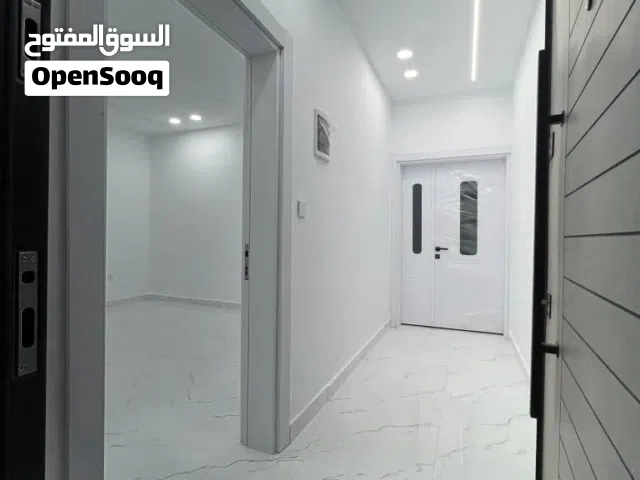 150 m2 2 Bedrooms Apartments for Rent in Benghazi Al-Sayeda A'esha