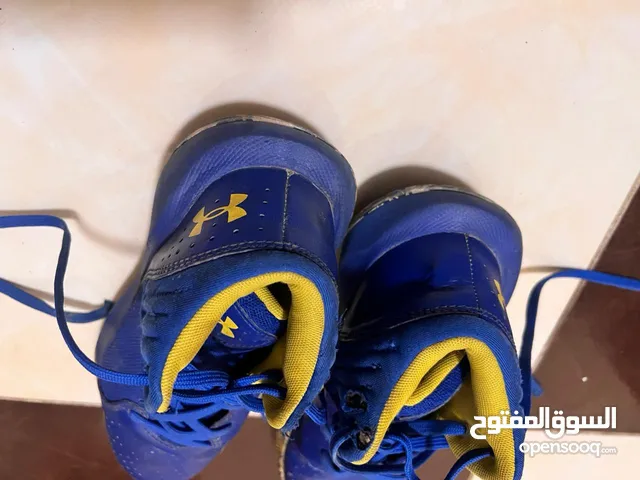 كوتشي باسكت basket ball shoes