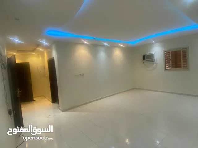 120 m2 4 Bedrooms Apartments for Rent in Al Riyadh Dhahrat Laban