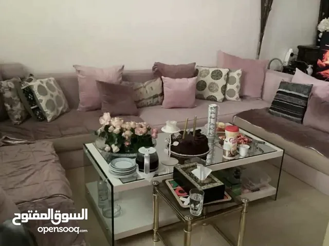 كنب للبيع المستعجل