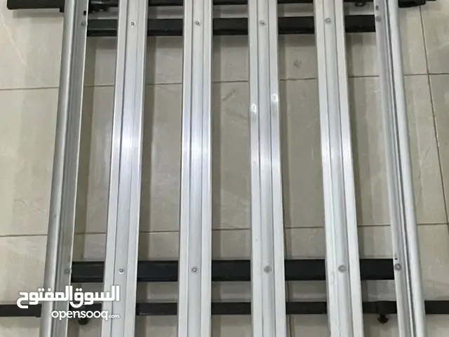 سله صالون المنيوم مدشبه جديد مع قواعدها 2003 ومافوق
