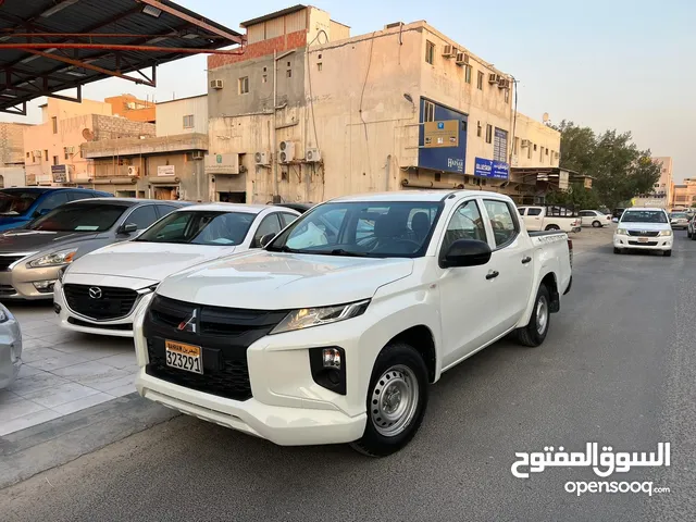 Mitsubishi L200 2019 in Northern Governorate