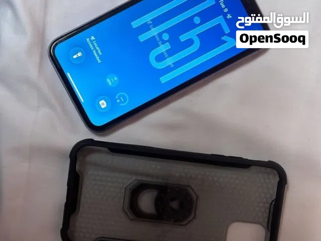 iPhone 11 128 GB 100% battery and Face ID works