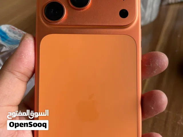 ايفون 17 برو ماكس برتقالي ذاكرة 256 بطارية 100