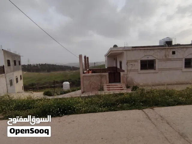 175 m2 3 Bedrooms Townhouse for Sale in Mafraq Rhab