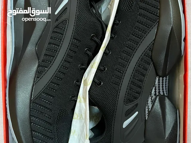 Black Sport Shoes in Al Batinah