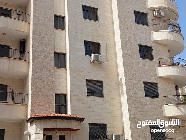 200 m2 3 Bedrooms Apartments for Sale in Ramallah and Al-Bireh Al Tira