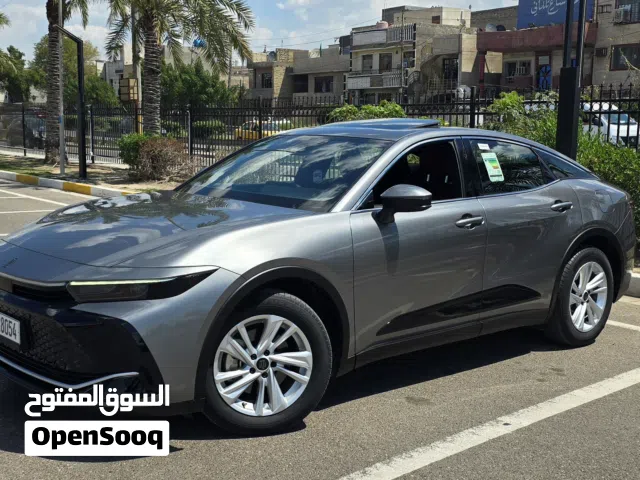 2023 تويوتا كراون Standard
