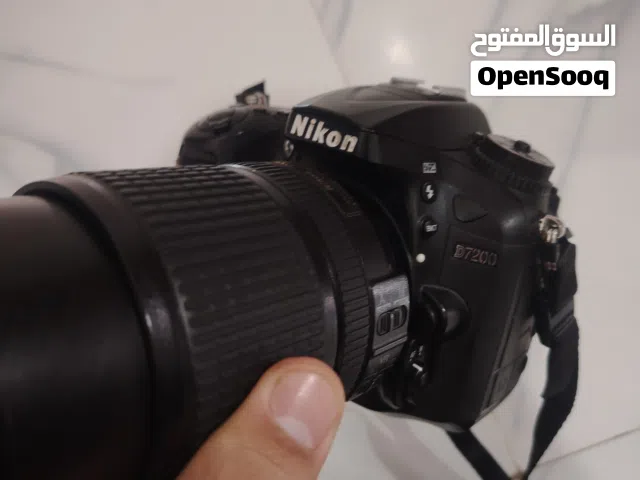 نيكون. d7200  نظافه 100/100 للبيع  ملحقات زوم 18-140 الاصلي جنطه صغيره رام + بطاريه +حزام كتف السعر