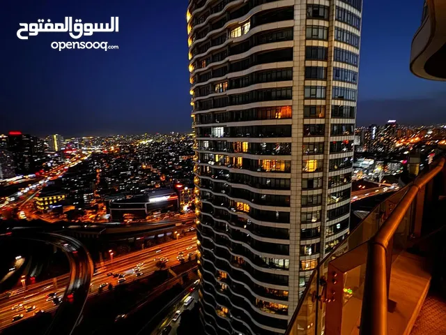 1. شقة فندقية فاخرة بجانب مول أوف إسطنبول 2. إقامة راقية 3 دقائق من مول أوف إسطنبول
