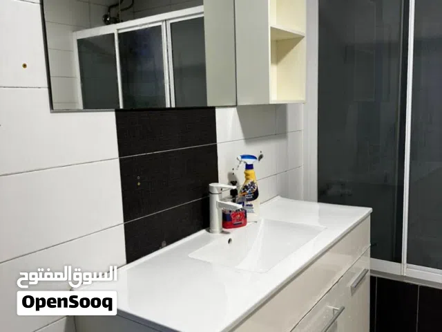 180 m2 4 Bedrooms Apartments for Rent in Benghazi Al Nahr Road