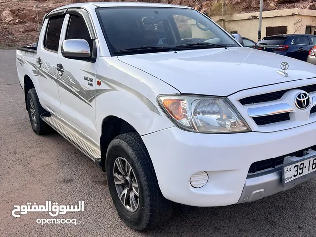 Used Toyota Hiace in Aqaba
