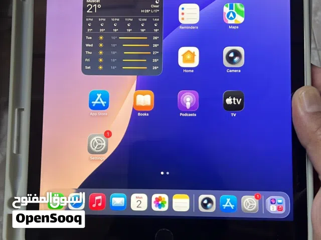 IPad 9 64gb ايباد 9 64 ذاكره. مناسب