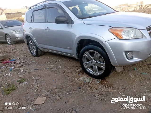 Toyota RAV 4 2011 in Taiz