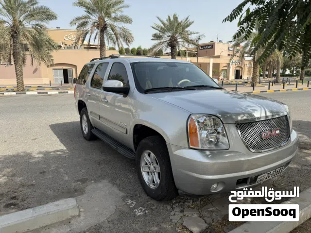 2012 جي إم سي يوكن Standard