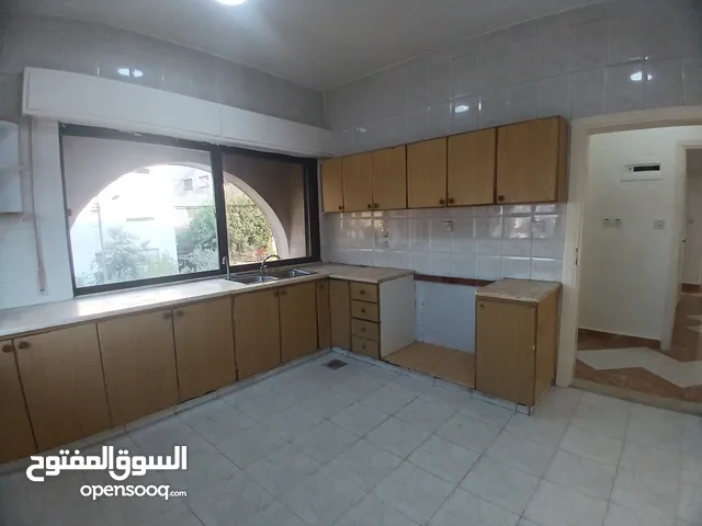 160 m2 3 Bedrooms Apartments for Rent in Amman Jubaiha