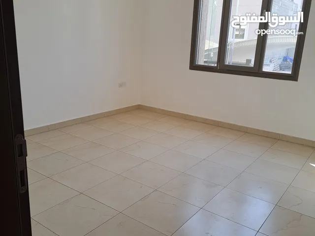 للايجار دور ارضي