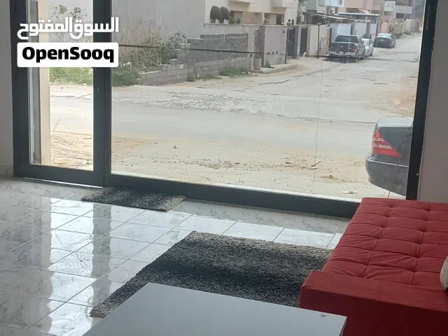 باب محل المونيوم